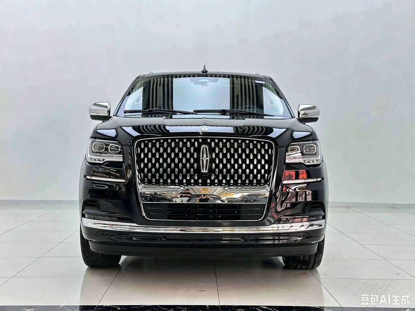 Lincoln Navigator 2023 — Photo 1/6