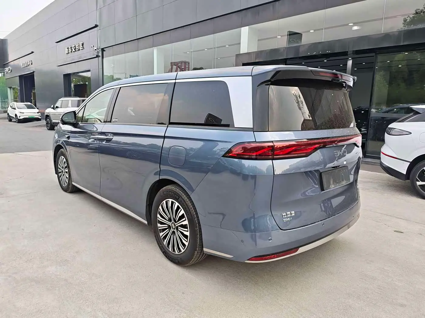 BYD Xia 2025 — Фото 5/9