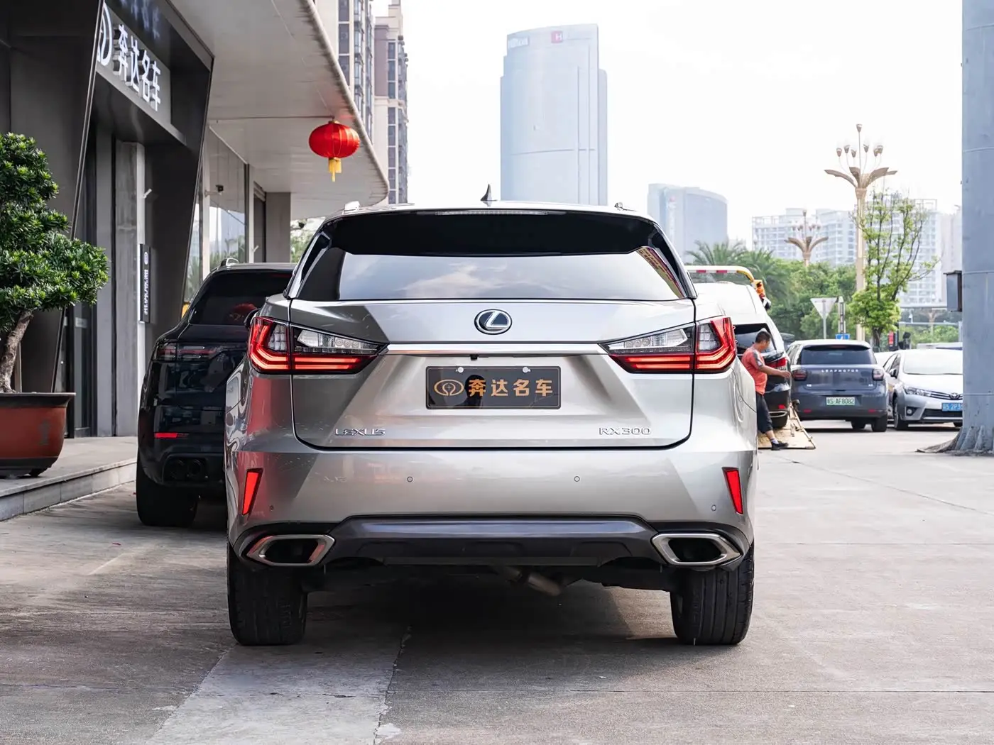 Lexus RX 2018 — Photo 5/20