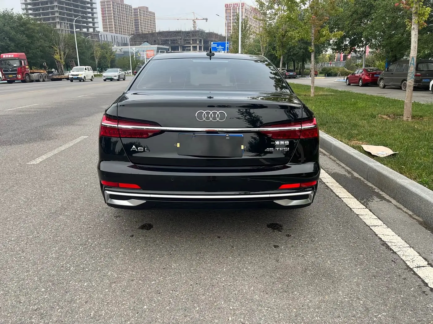 Audi A6L 2025 — Photo 18/20