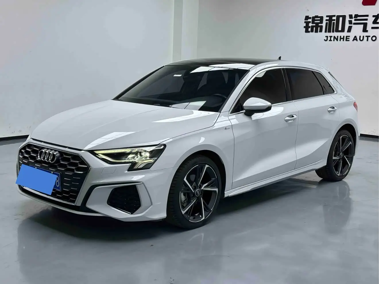 Audi A3 2022 — Photo 1/15