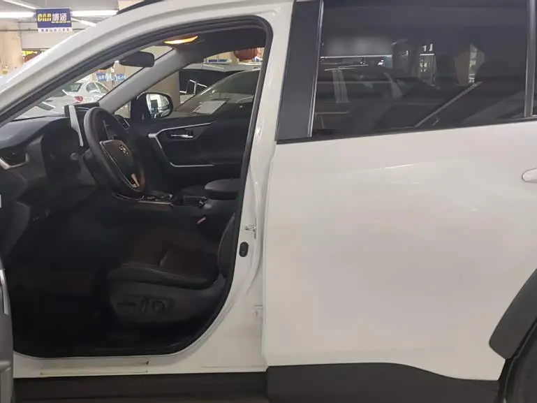 Toyota RAV4 Rongfang 2021 — Photo 15/20