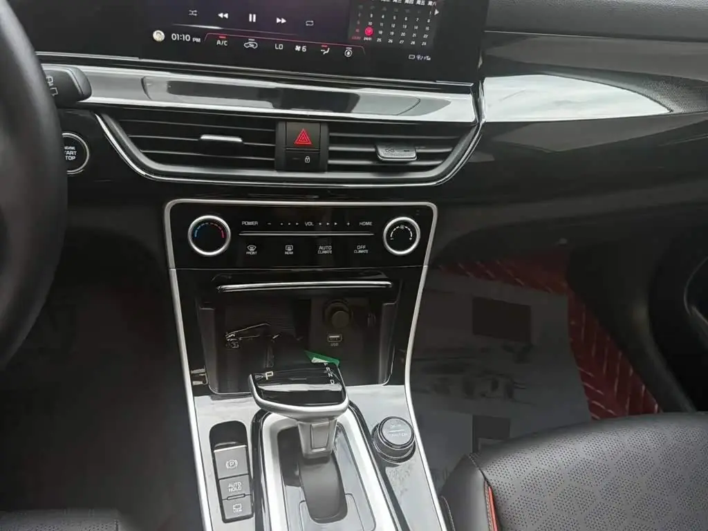Kia Seltos 2023 — Photo 13/20