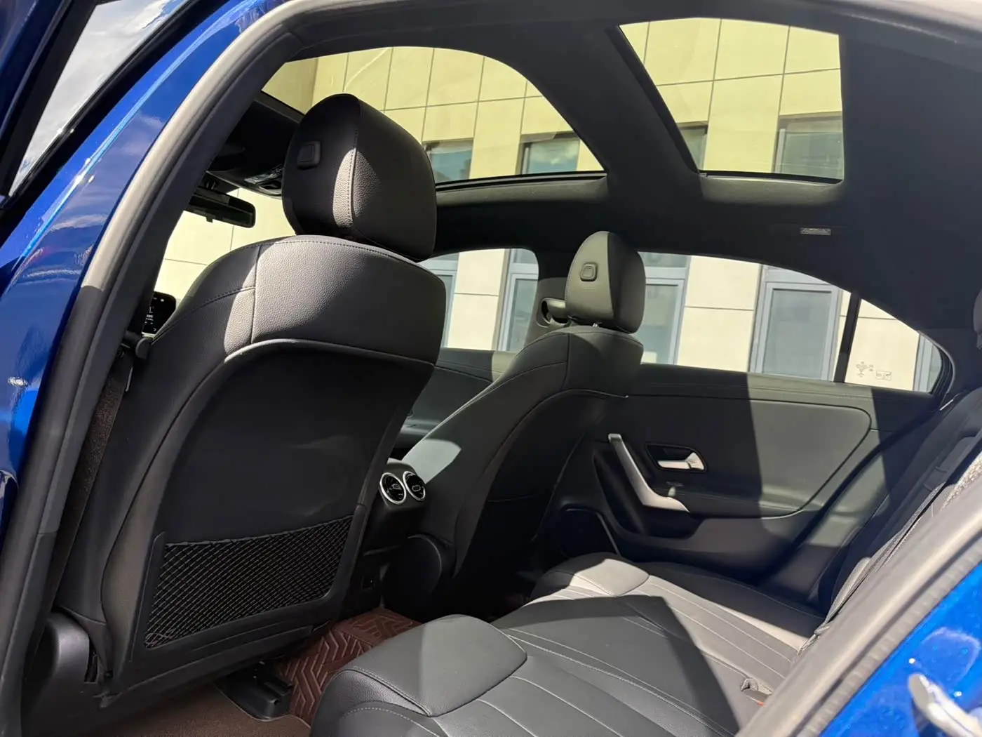Mercedes-Benz A-Class 2022 — Фото 9/14