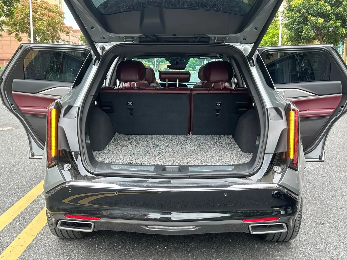 Cadillac XT5 2025 — Фото 16/20