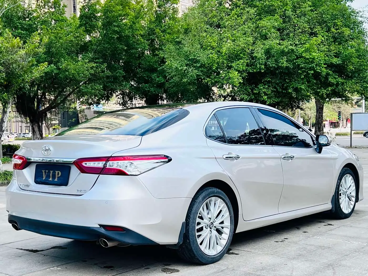 Toyota Camry 2020 — Şəkil 6/16