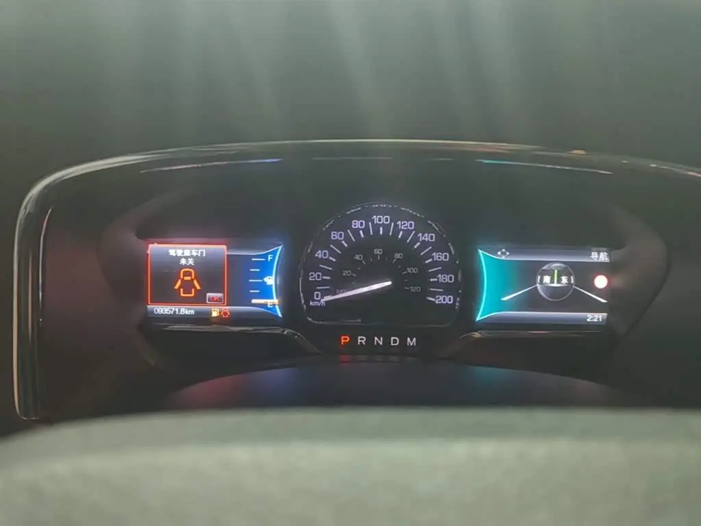 Lincoln Navigator 2016 — Şəkil 12/20