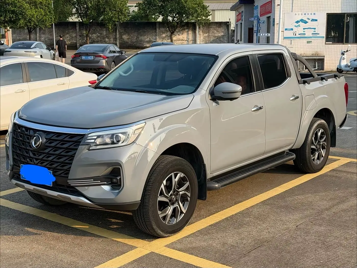 Dongfeng Rich 7 2022 — Photo 1/10