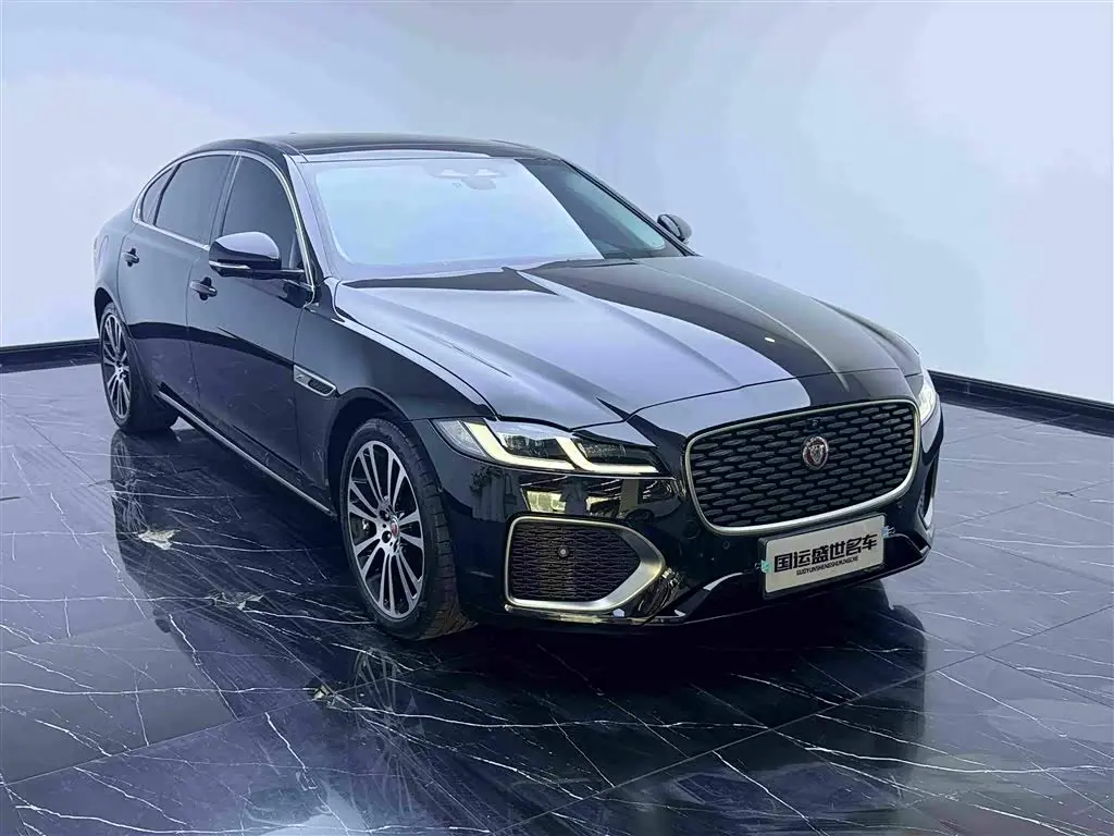 Jaguar XFL 2025 — Фото 3/20