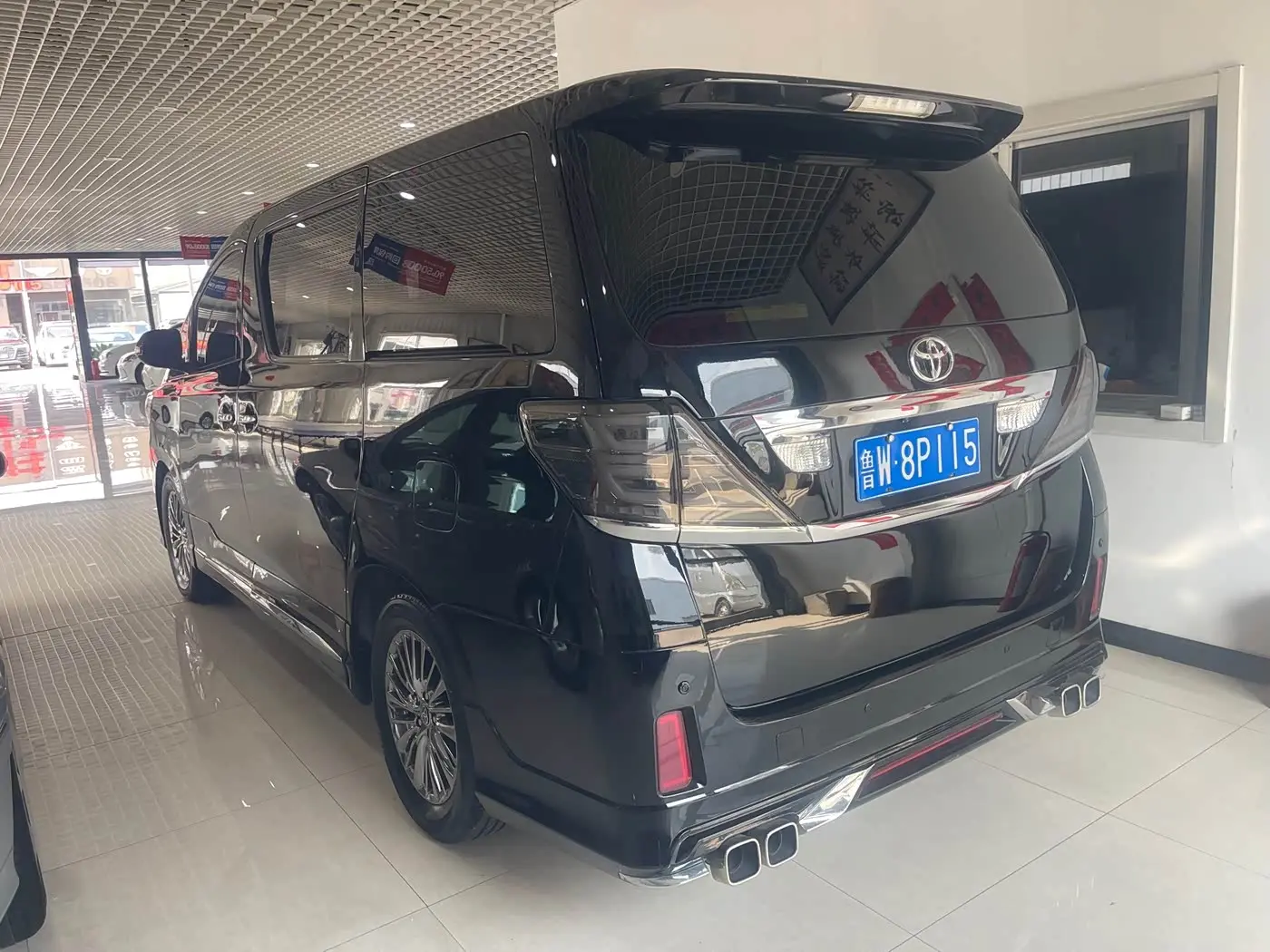 Toyota Alphard 2010 — Фото 6/11