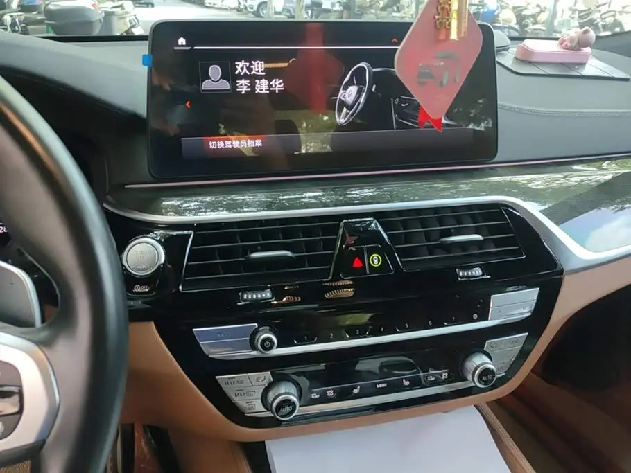 BMW 6 Series GT 2022 — Photo 13/16