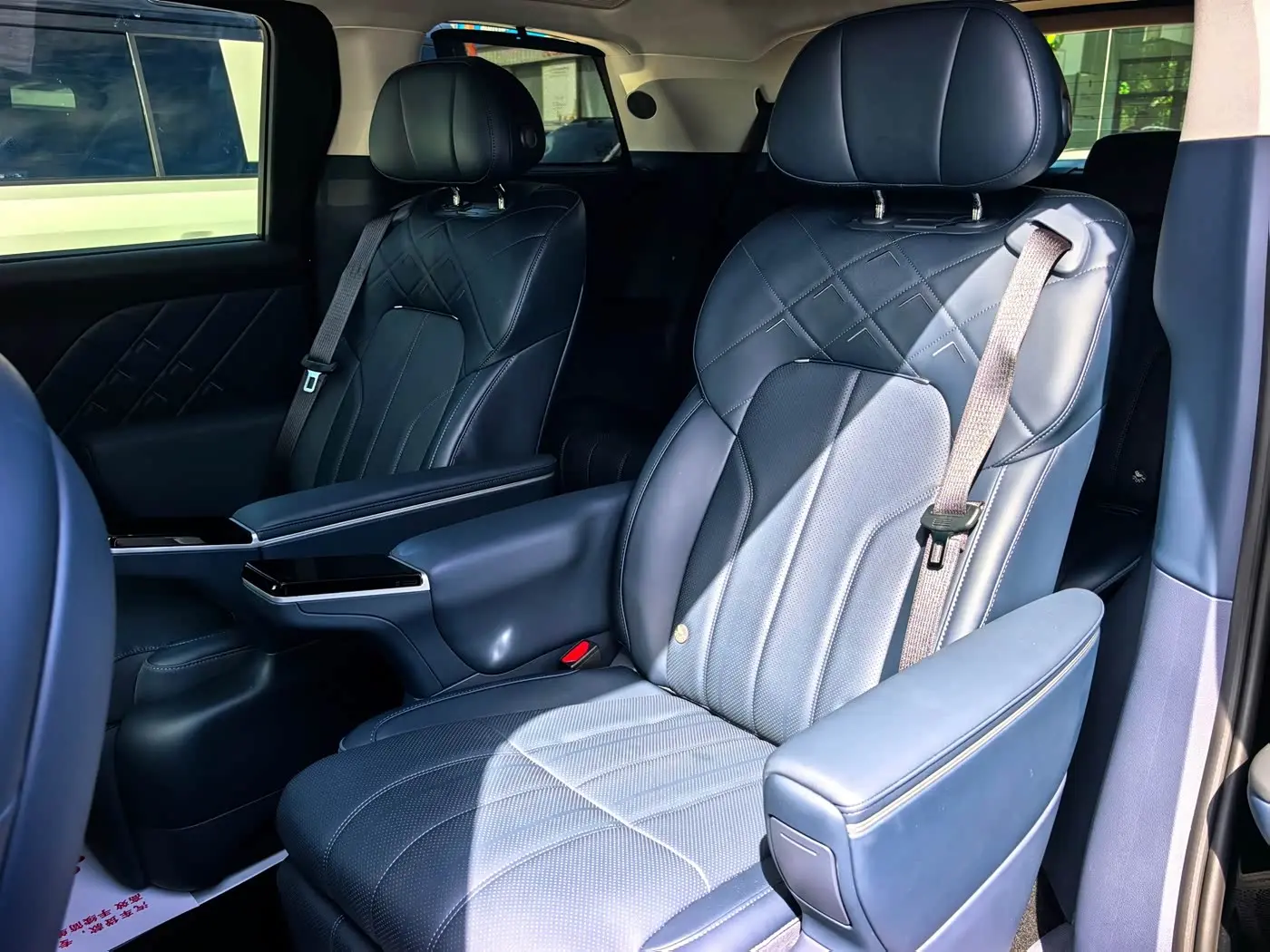 Voyah Auto Voyah Dreamer 2025 — Photo 7/11