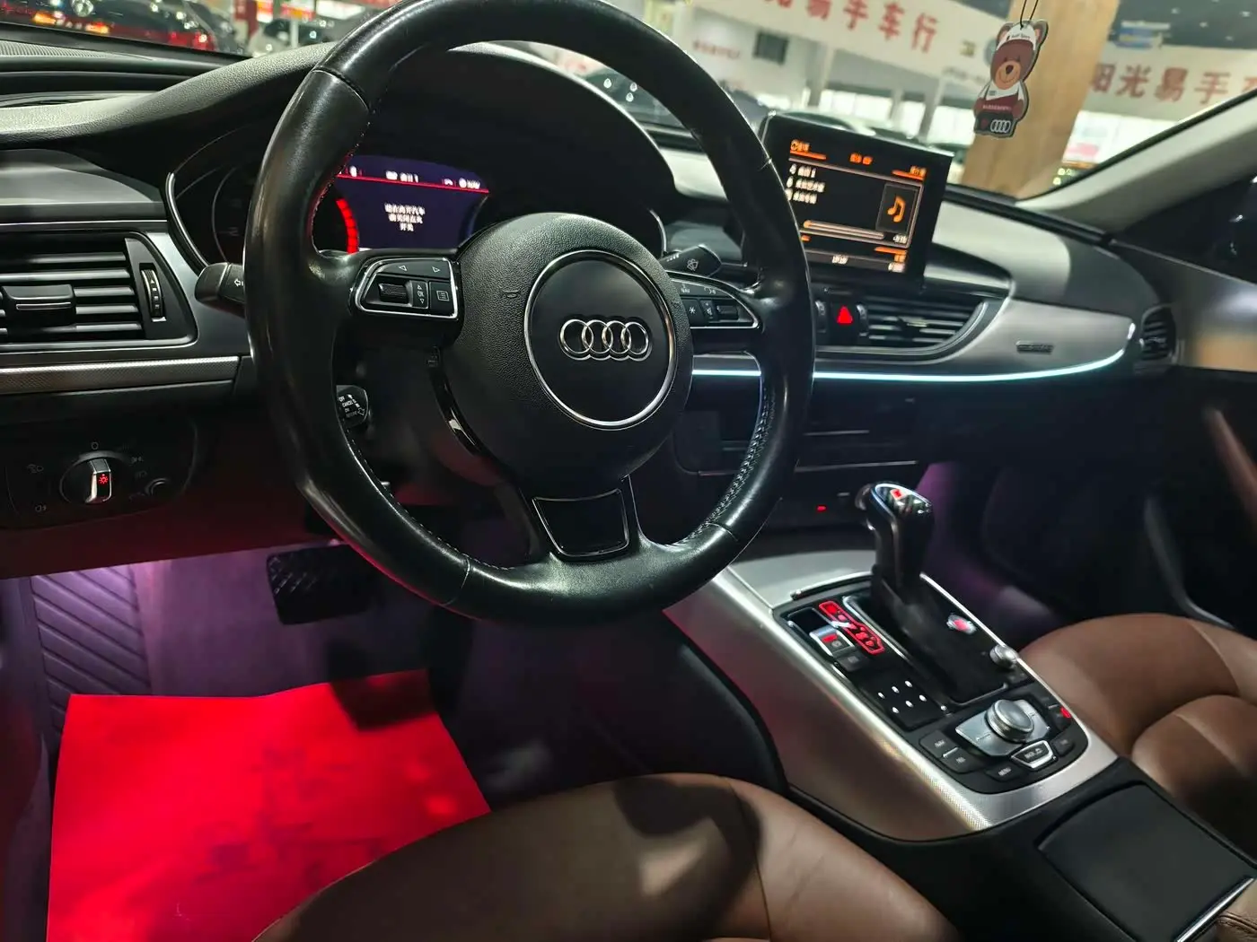 Audi A6L 2016 — Фото 7/15