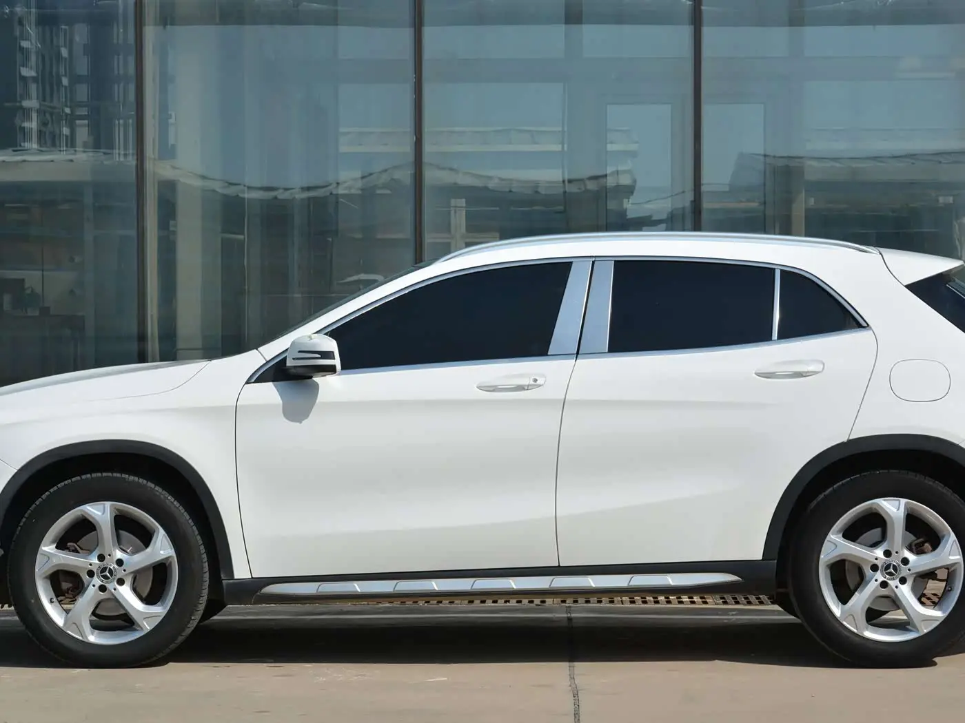 Mercedes-Benz GLA 2019 — Фото 2/14