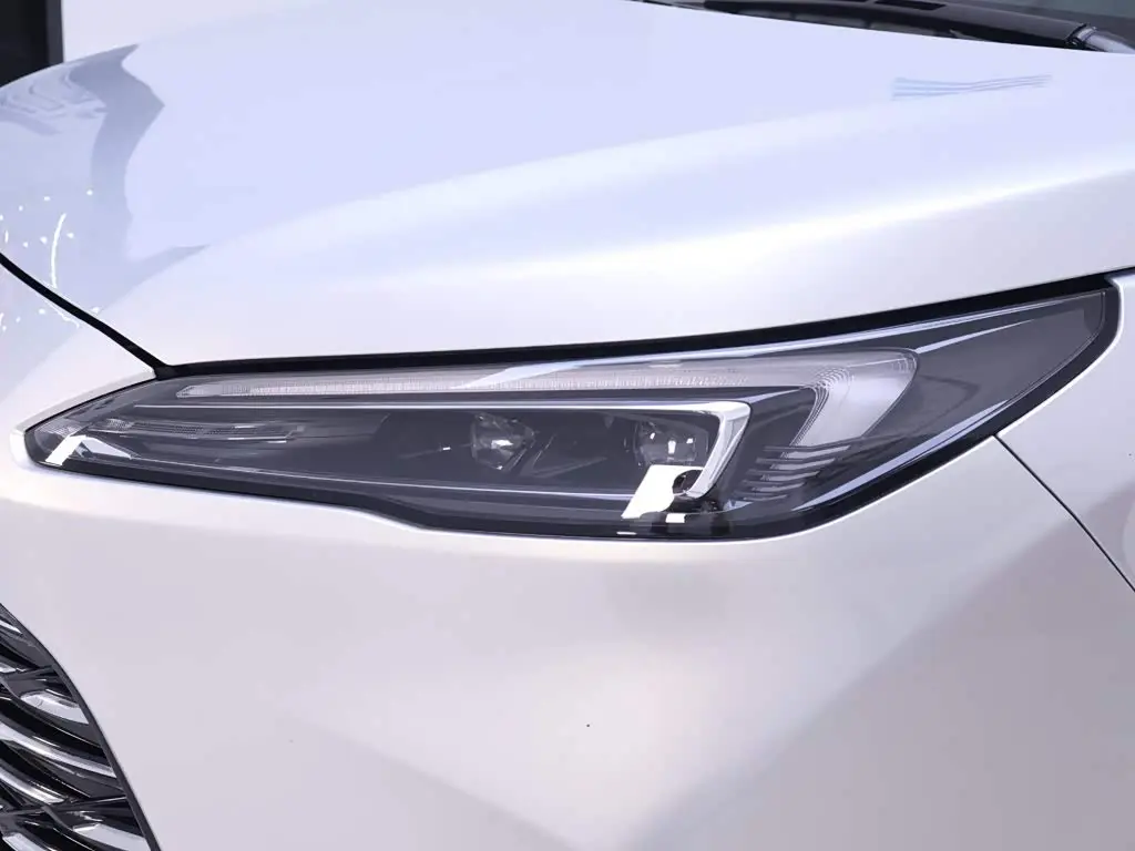 Buick GL8 New Energy 2025 — Photo 4/20