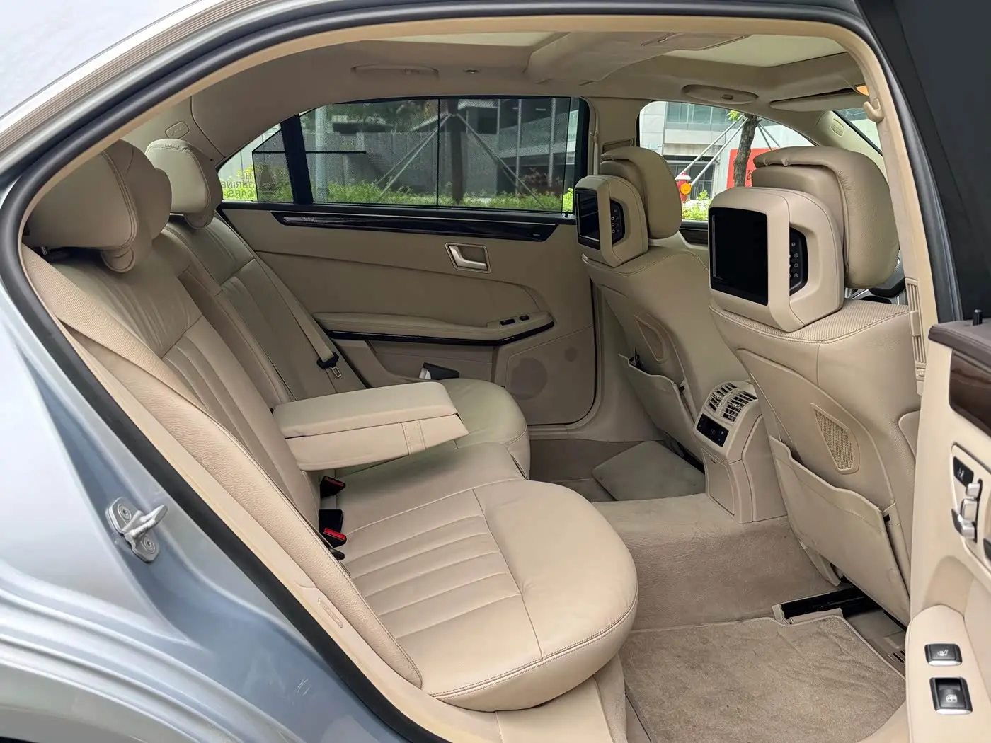 Mercedes-Benz E-Class 2014 — Фото 8/14