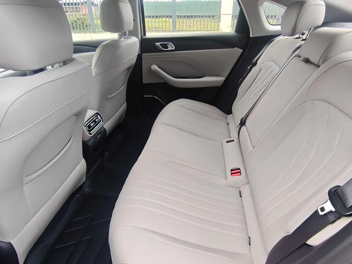 Geely Galaxy Galaxy Stellar 6 2025 — Photo 8/9