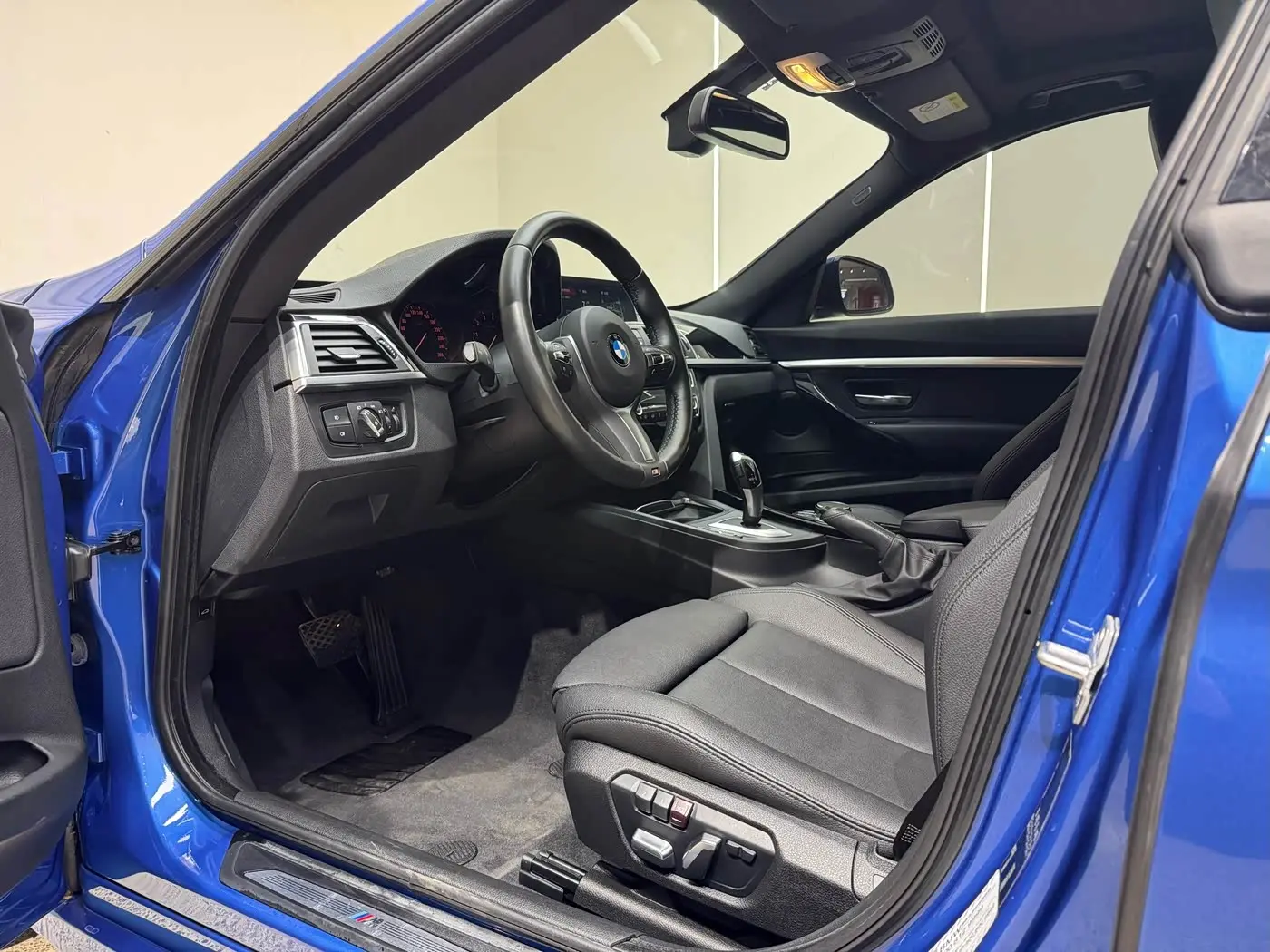BMW 3 Series GT 2019 — Фото 11/20