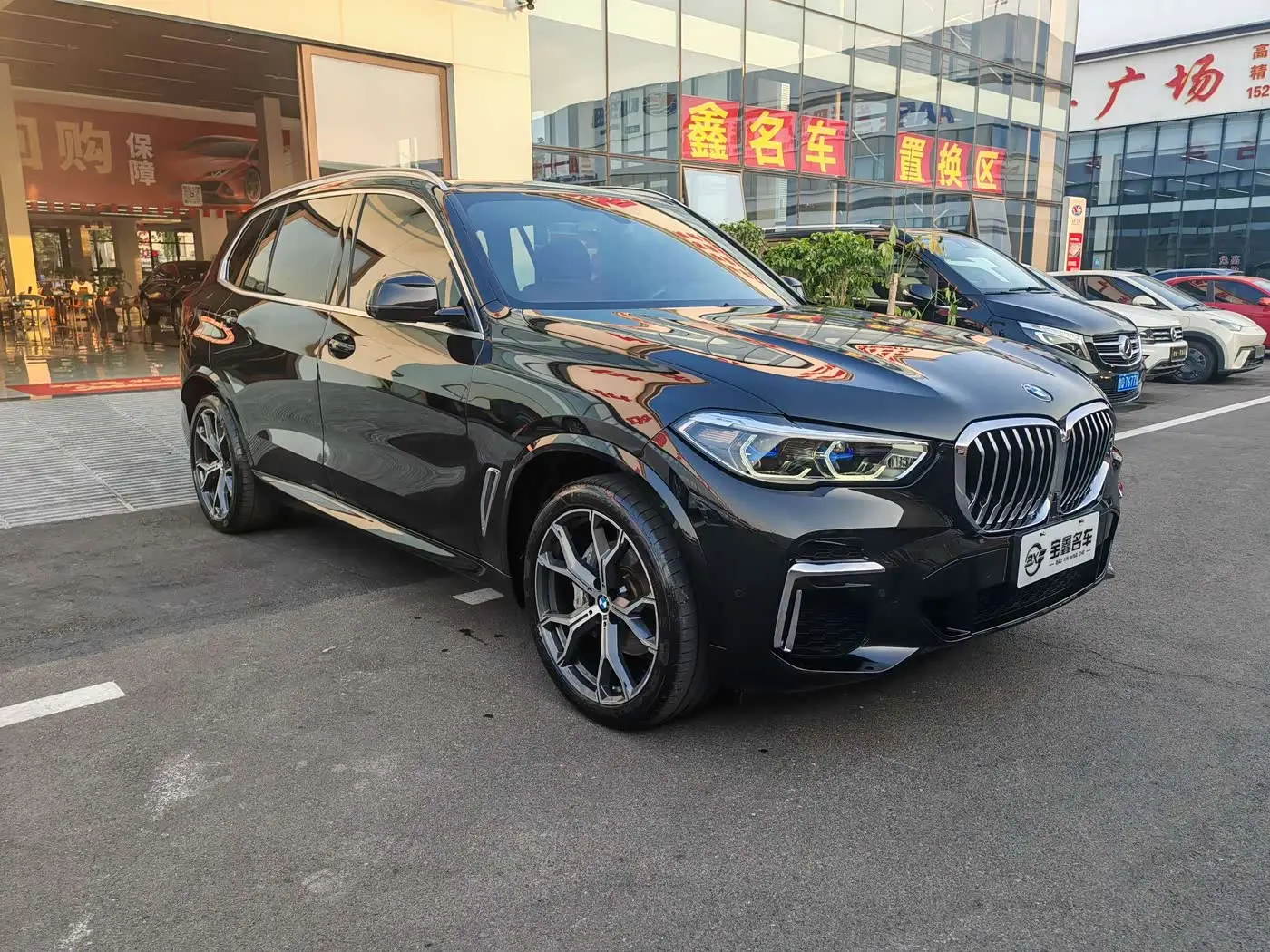 BMW X5 2022 — Фото 3/20