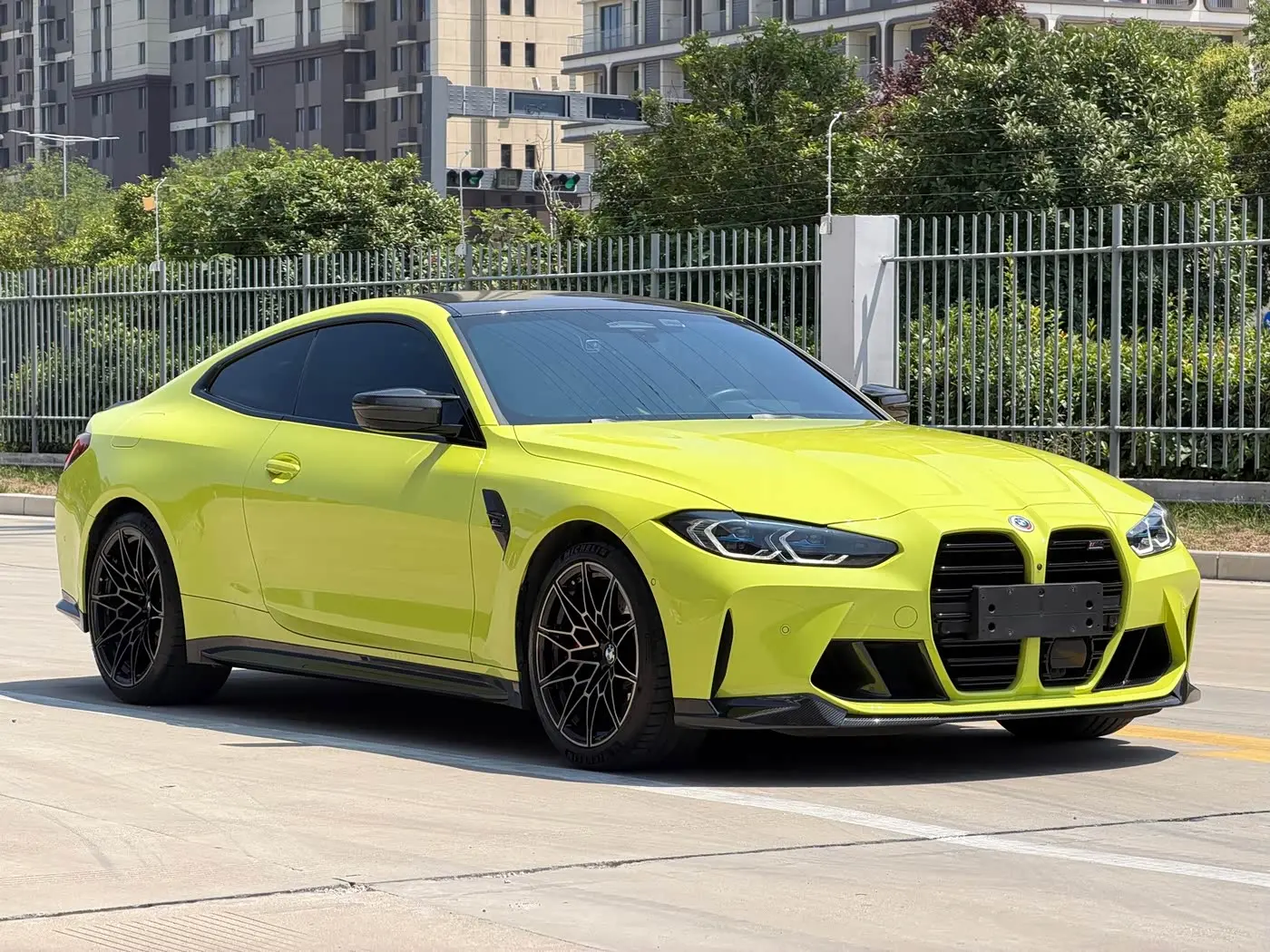 BMW M4 2023 — Фото 3/20