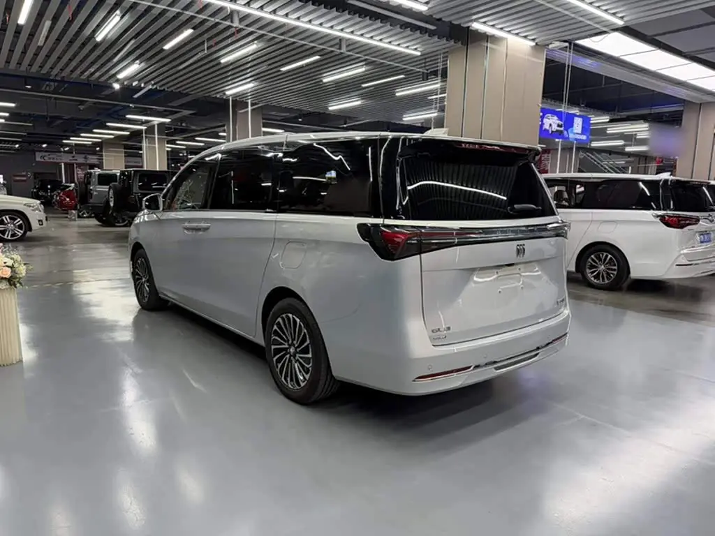 Buick GL8 New Energy 2025 — Şəkil 9/17