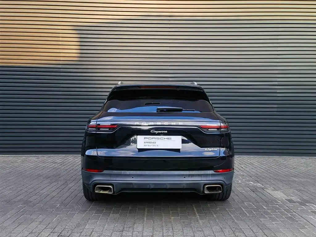 Porsche Cayenne New Energy 2019 — Photo 9/11