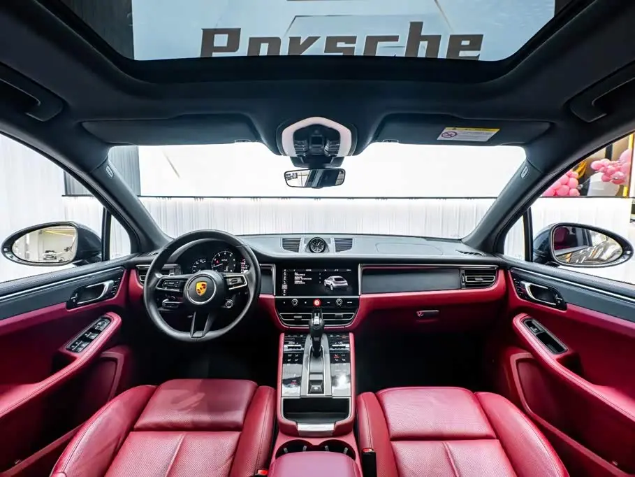 Porsche Macan 2023 — Фото 14/20