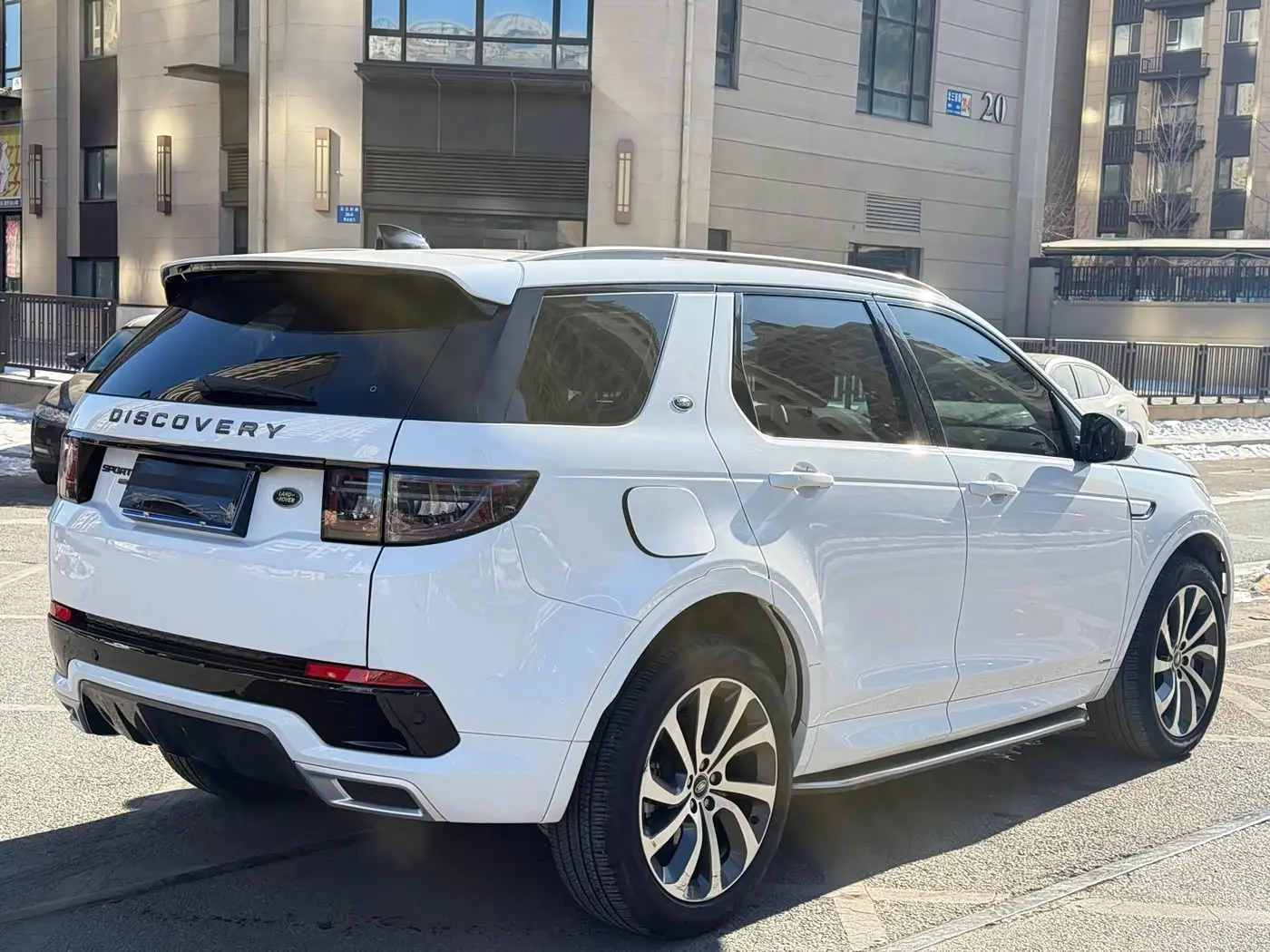 Land Rover Discovery Sport 2022 — Фото 14/14