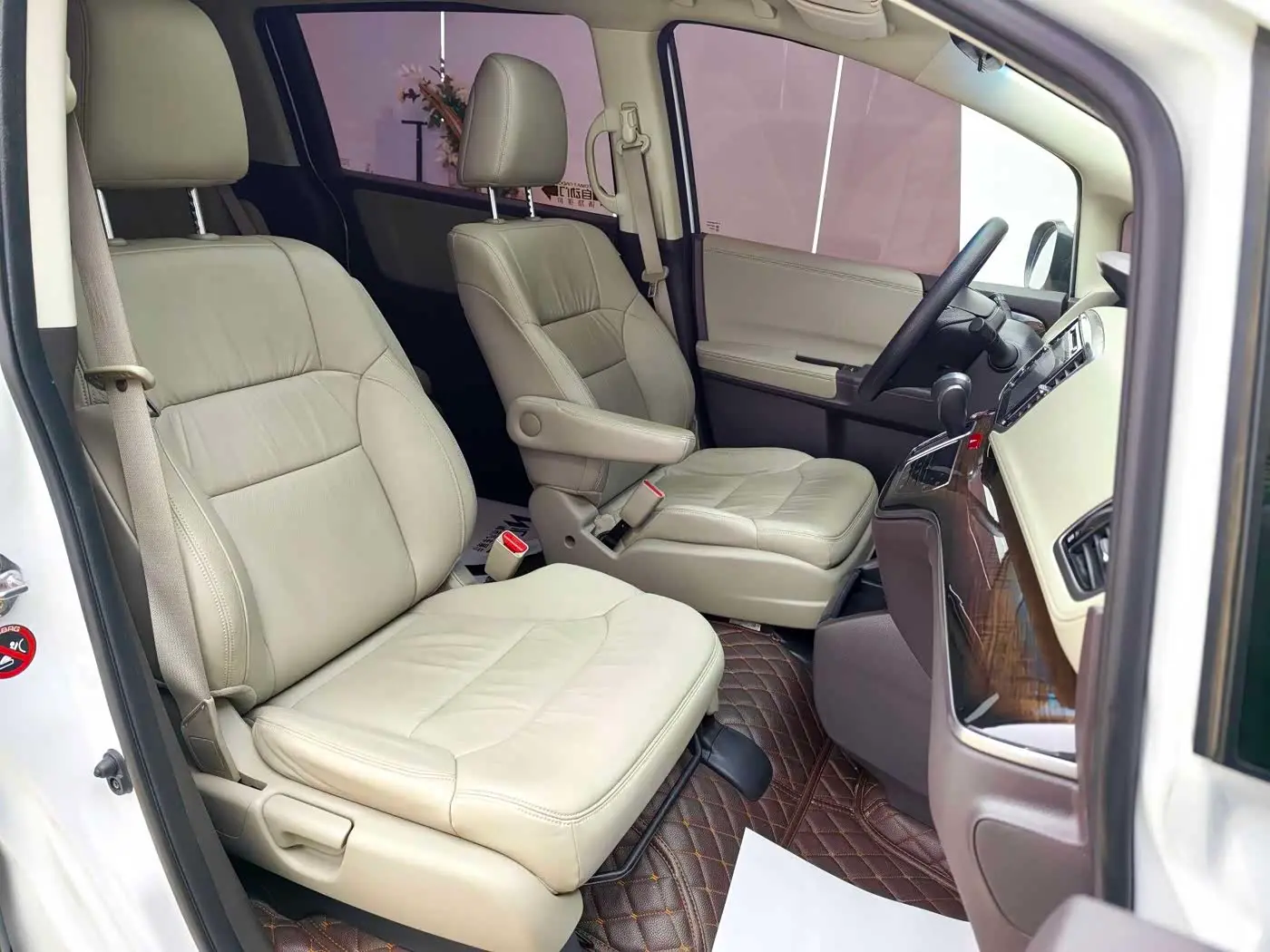 Honda Odyssey 2017 — Photo 11/18