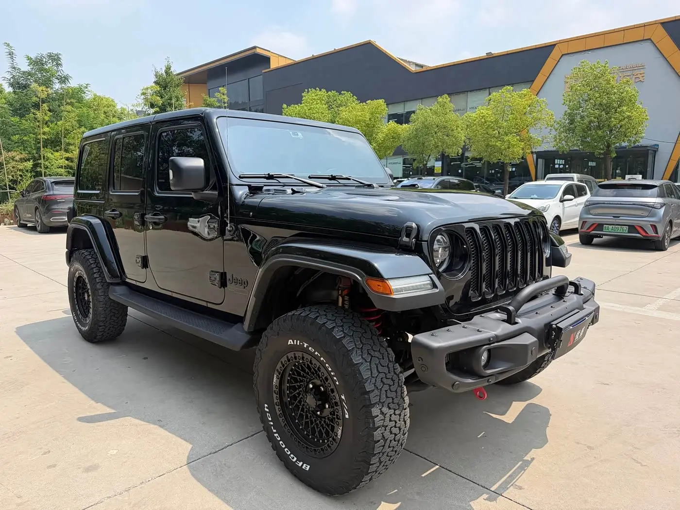 Jeep Wrangler 2022 — Фото 8/16