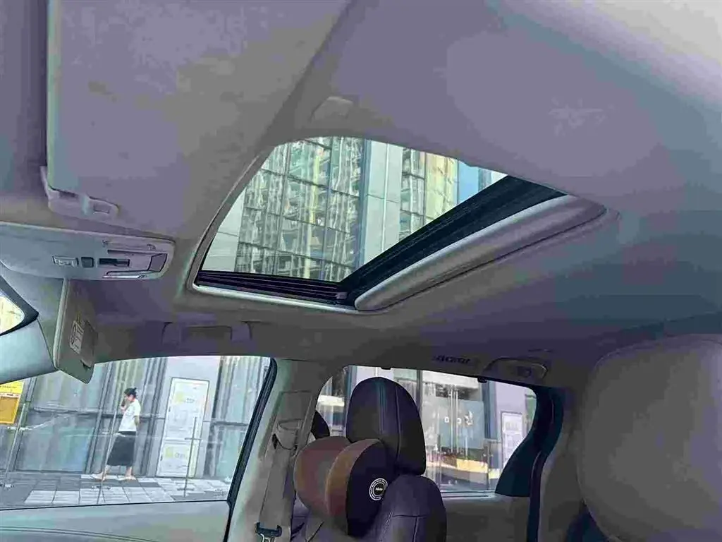 Toyota Sienna 2022 — Photo 9/9