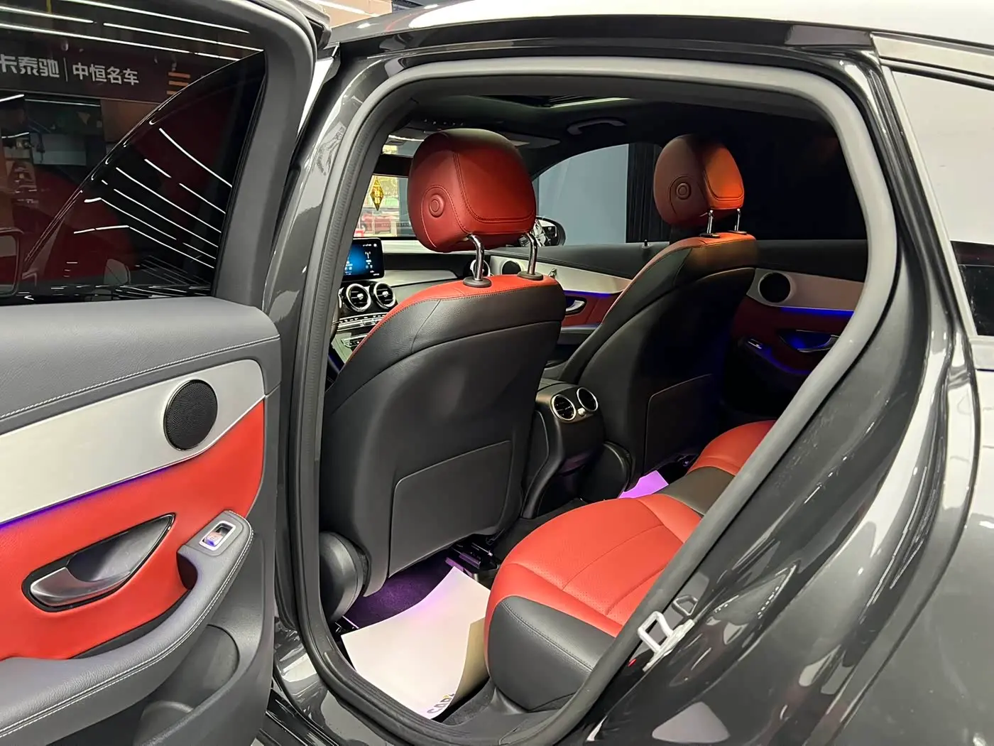 Mercedes-Benz GLC Coupe 2020 — Photo 9/13