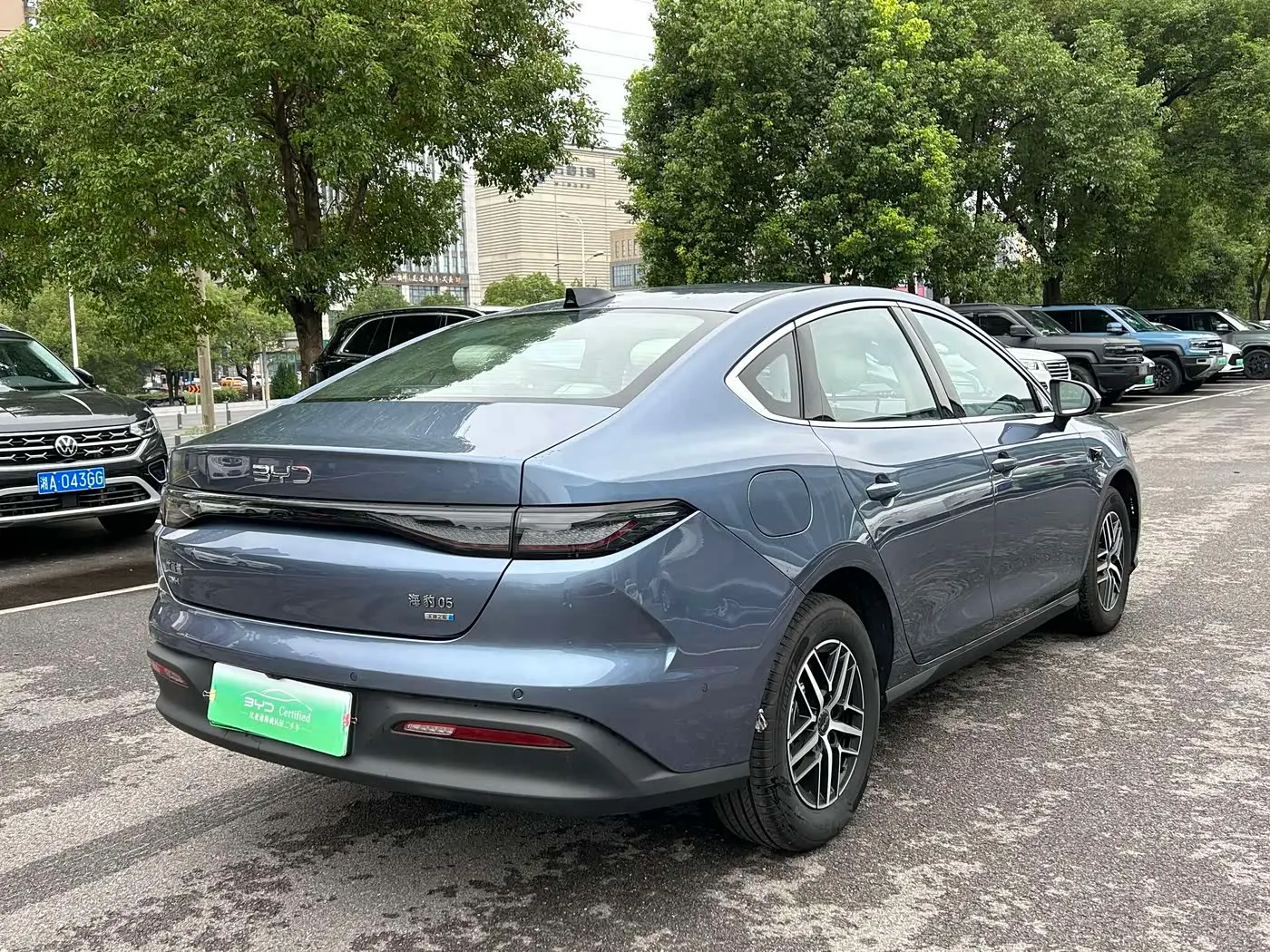 BYD Hai Bao 05 DM-i 2025 — Photo 11/11