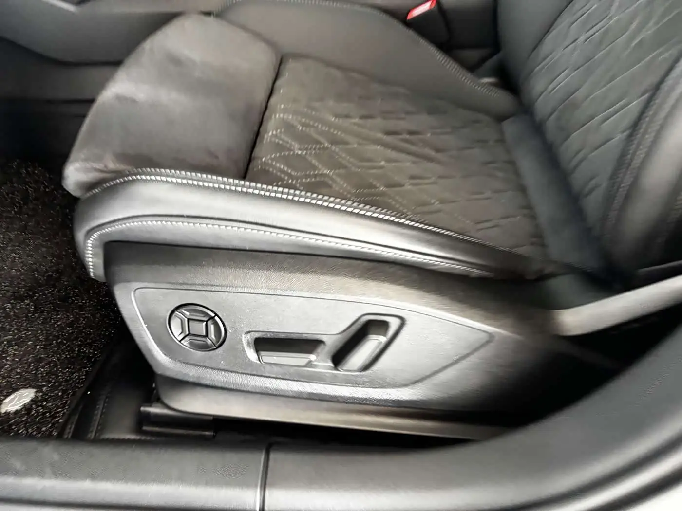 Audi A3 2024 — Photo 13/20