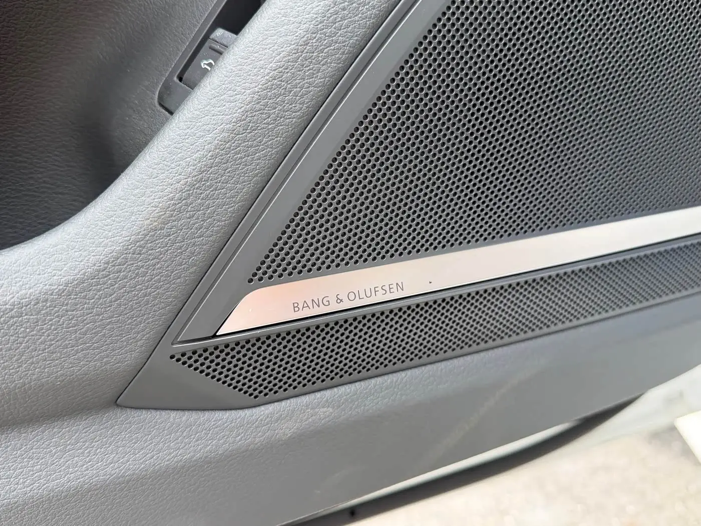 Audi A7L 2024 — Photo 8/20