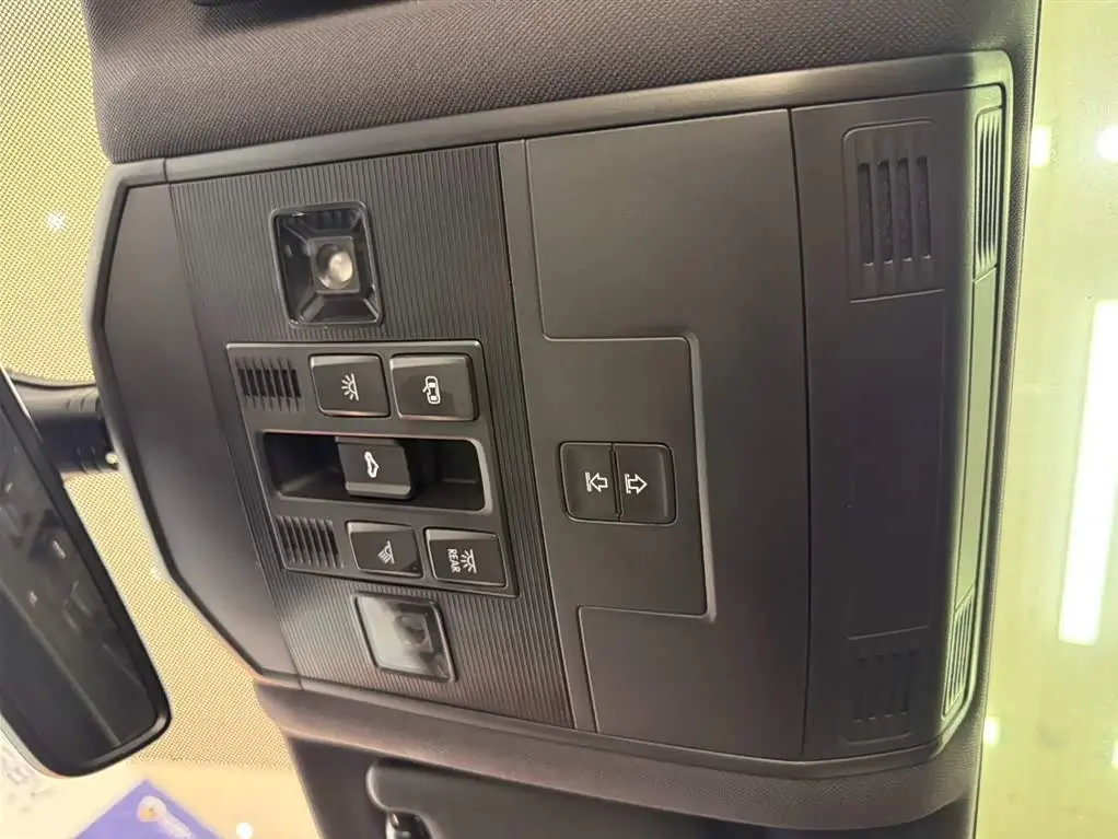Volkswagen T-ROC 2021 — Photo 14/20