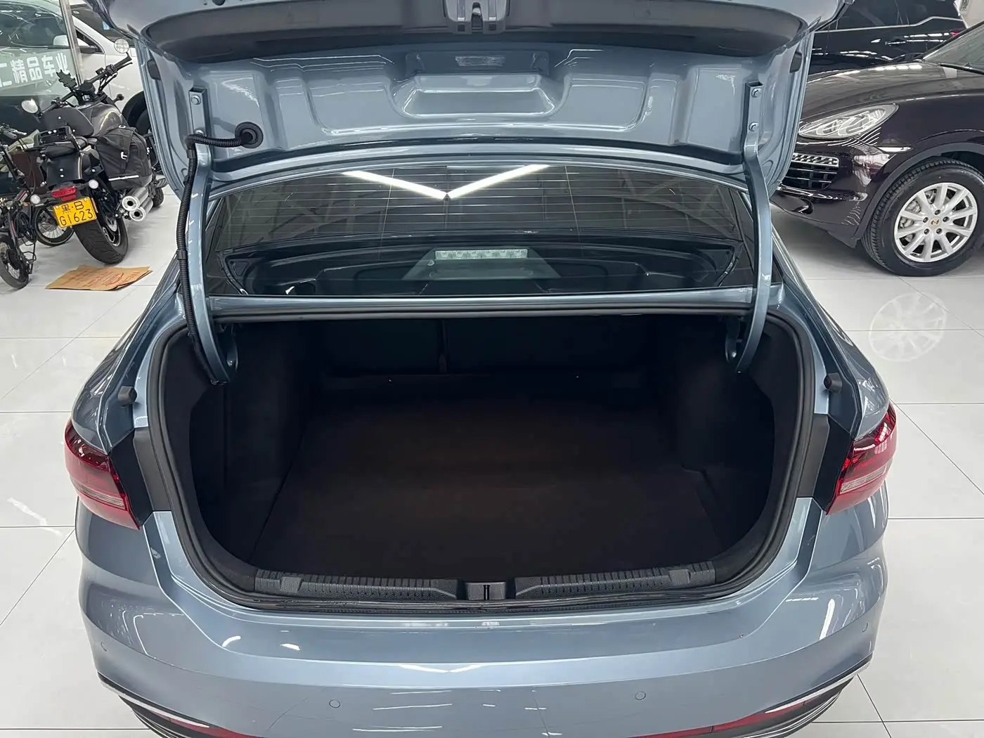 Volkswagen Lavida 2022 — Photo 19/20