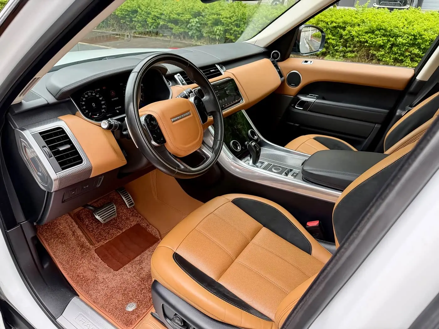 Land Rover Range Rover Sport 2018 — Фото 15/20