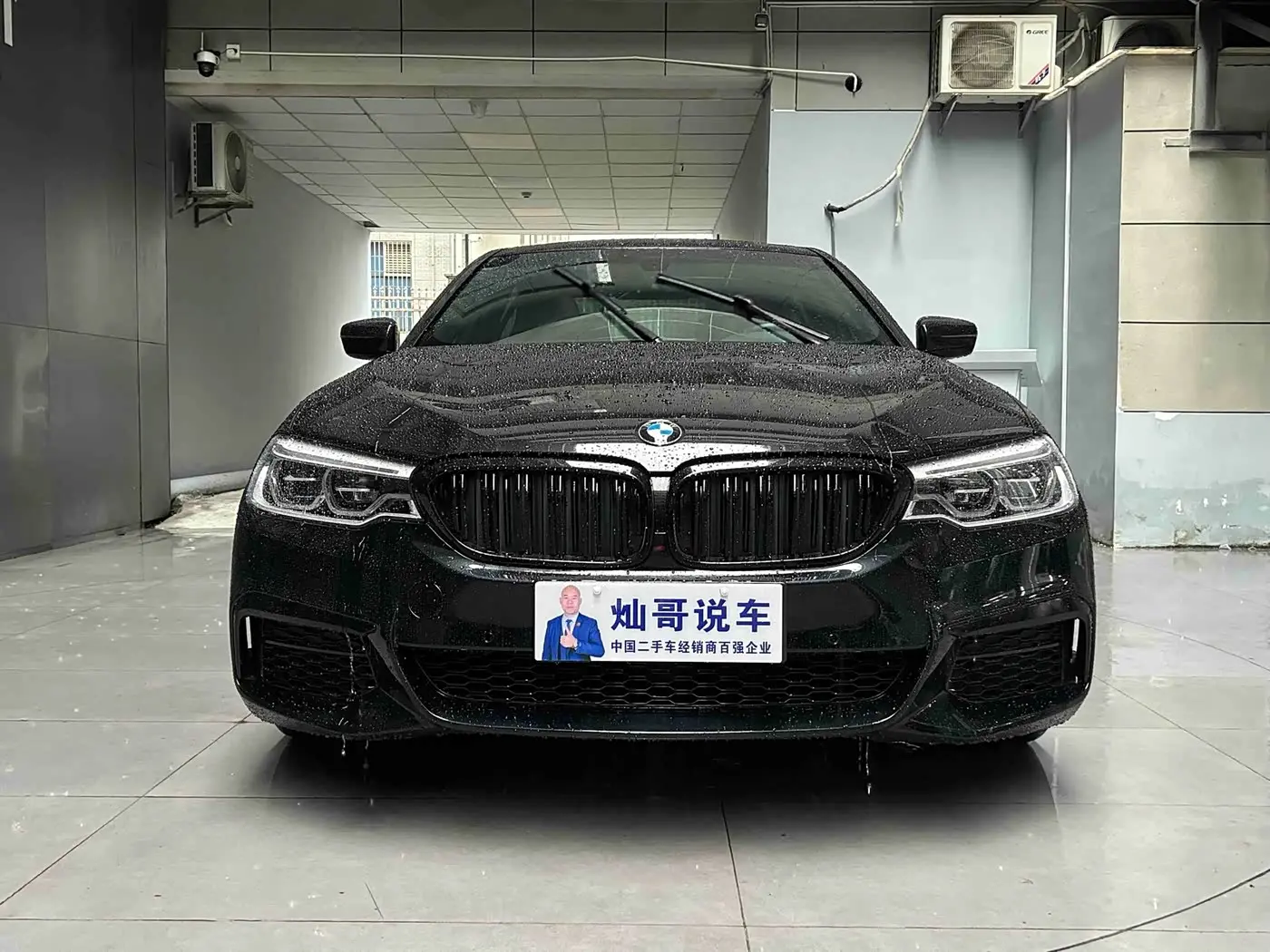 BMW 5 Series 2019 — Фото 18/20