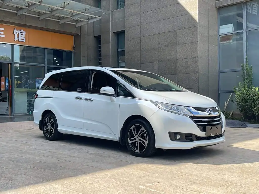 Honda Odyssey 2018 — Photo 4/20