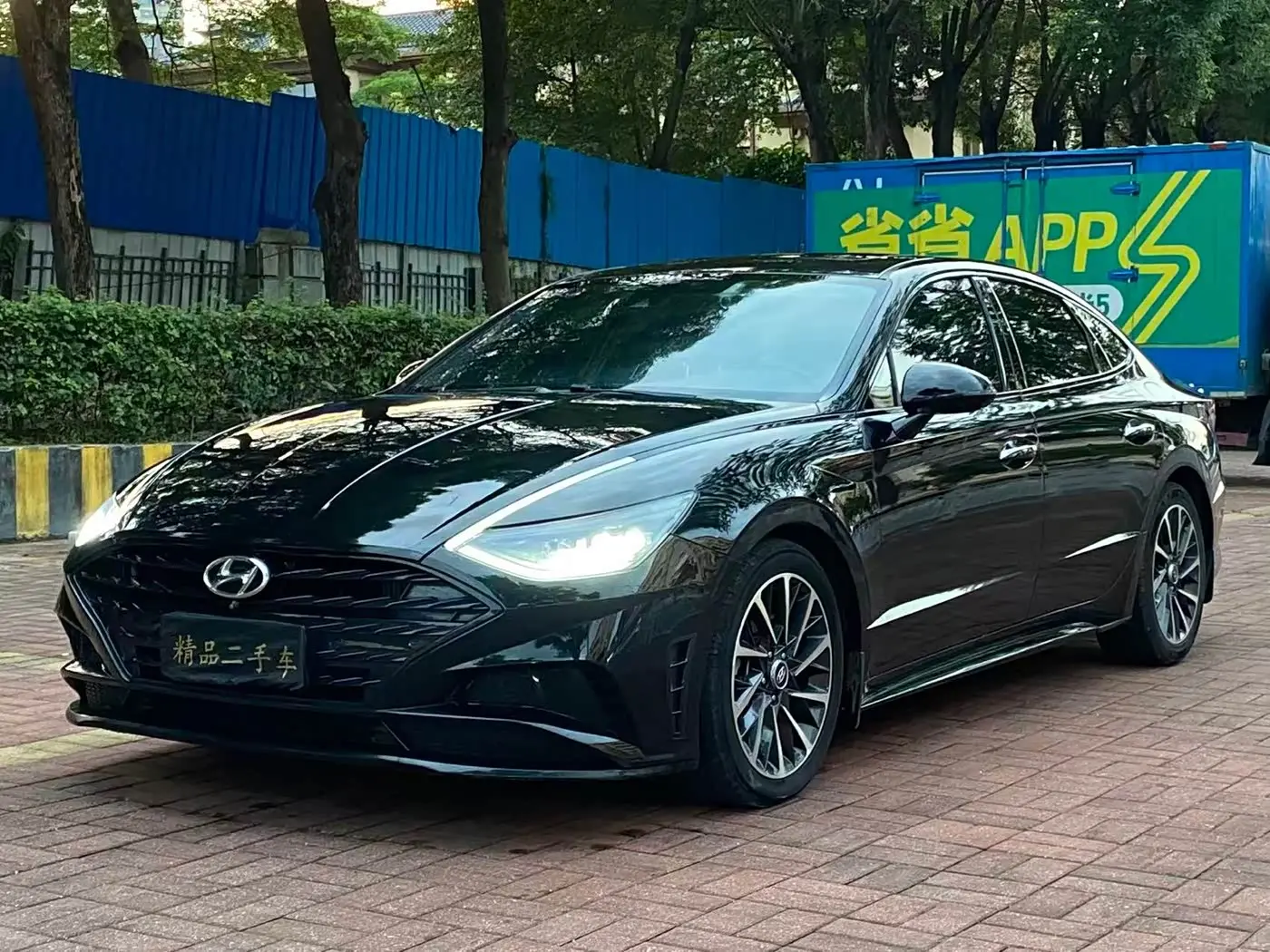 Hyundai Sonata 2021 — Фото 1/19