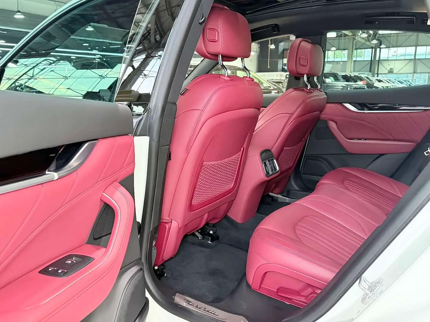 Maserati Levante 2020 — Photo 11/20