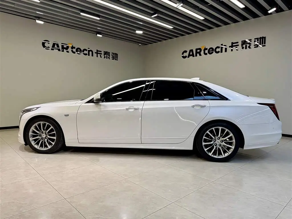 Cadillac CT6 2022 — ფოტო 7/20