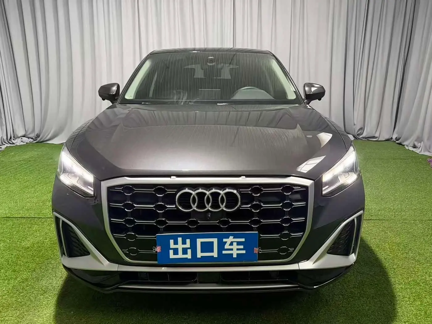 Audi Q2L 2022 — ფოტო 2/18