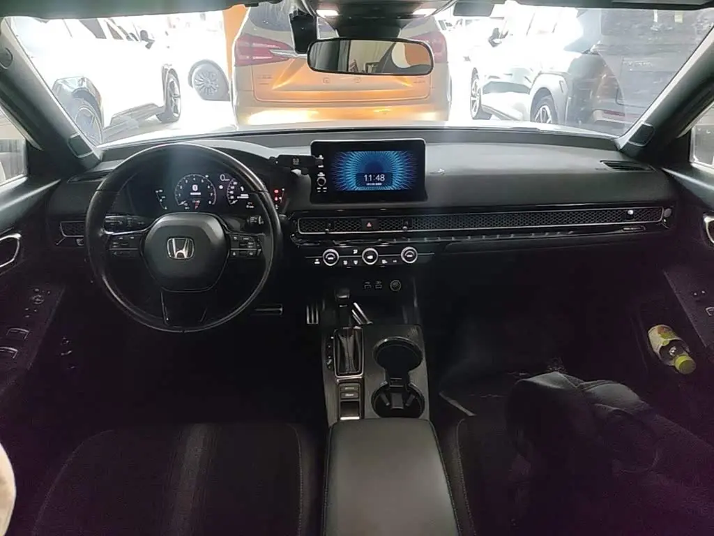 Honda Civic 2023 — Фото 10/20