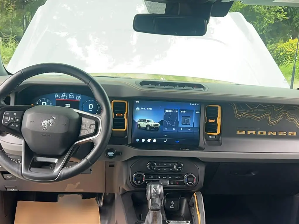 Ford Bronco 2024 — Photo 13/20