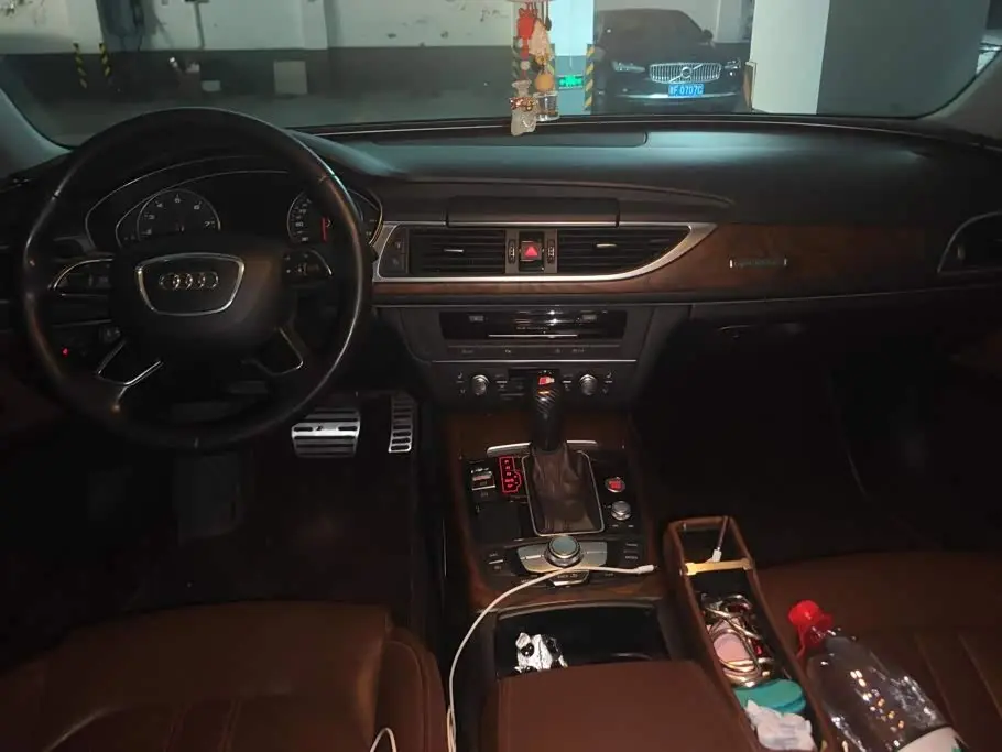 Audi A6L 2018 — ფოტო 12/16
