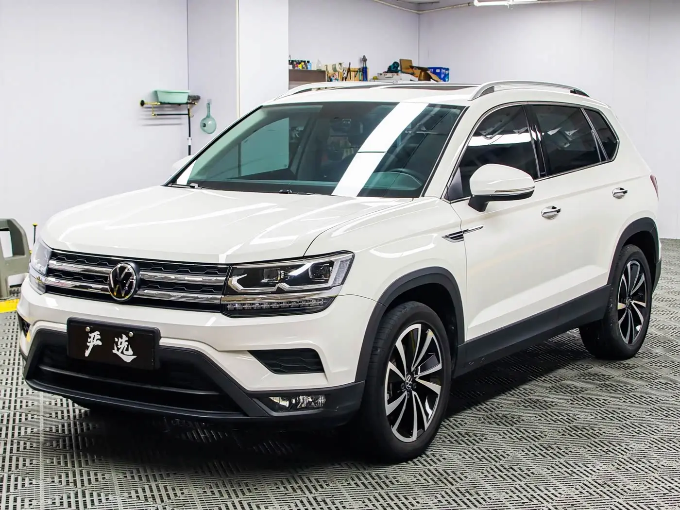 Volkswagen Tharu 2022 — Photo 1/20