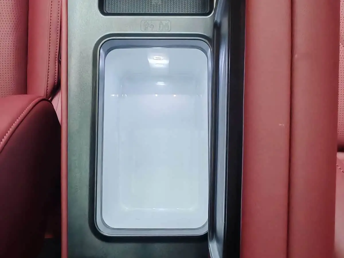 Voyah Auto VOYAH Zhuiguang L 2025 — Şəkil 19/20