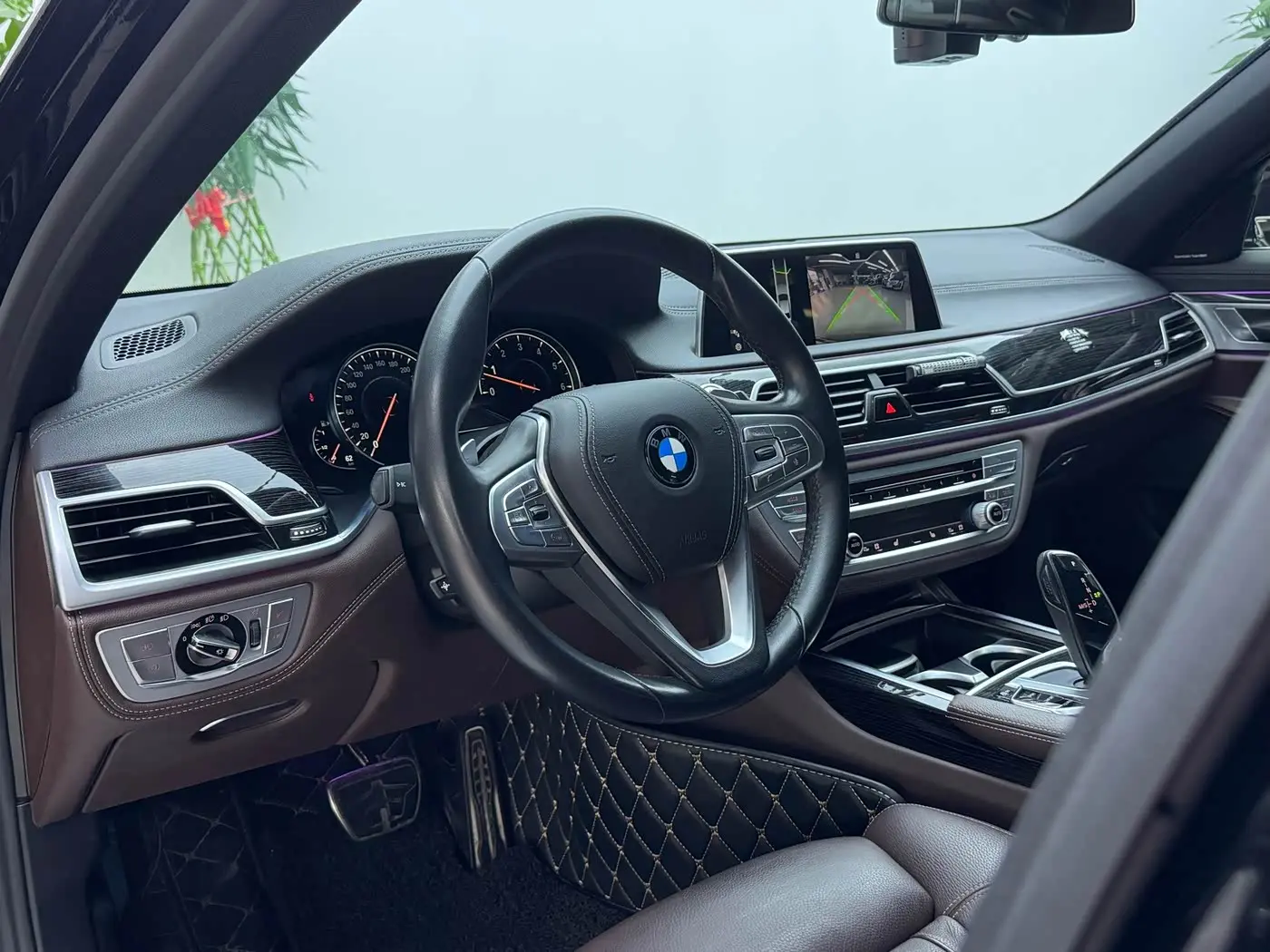 BMW 7 Series 2018 — Фото 7/20